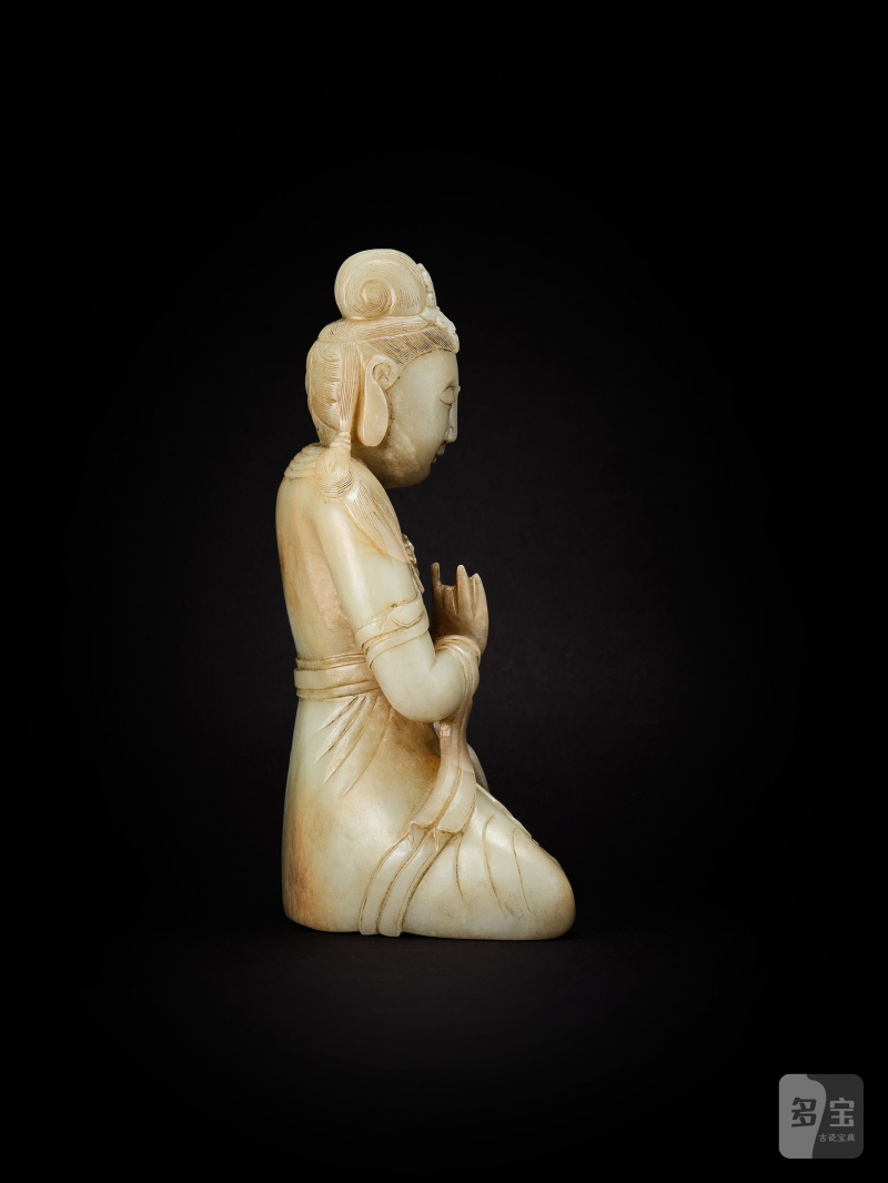 清　玉雕坐佛像 | A JADE FIGURE OF A SEATED BUDDHA - 图8